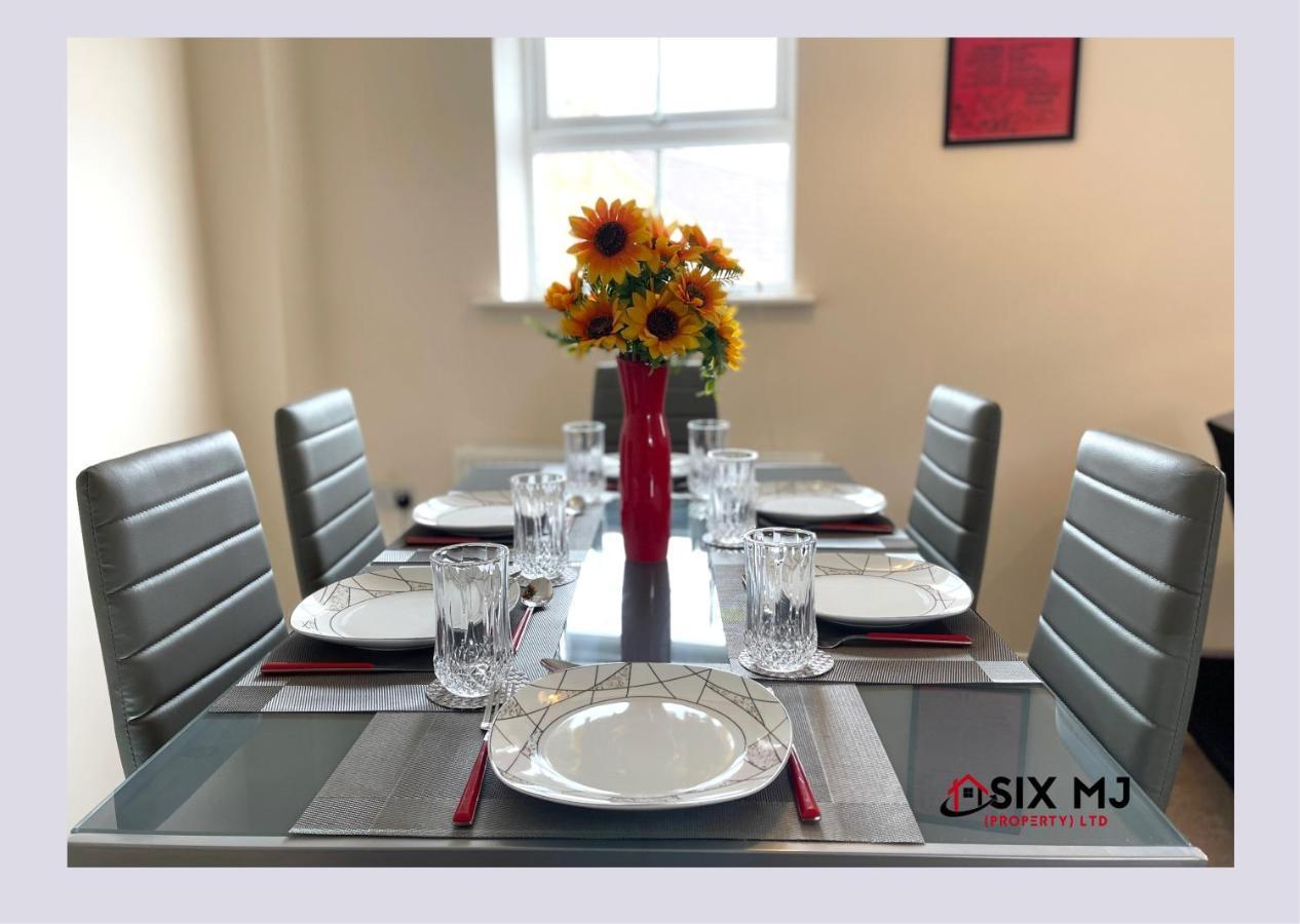 Chichele House, Sleeps 8, Nr Rushden Lakes, Allocated Parking, Corporate Welcome Higham Ferrers Esterno foto