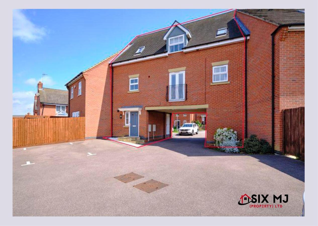 Chichele House, Sleeps 8, Nr Rushden Lakes, Allocated Parking, Corporate Welcome Higham Ferrers Esterno foto